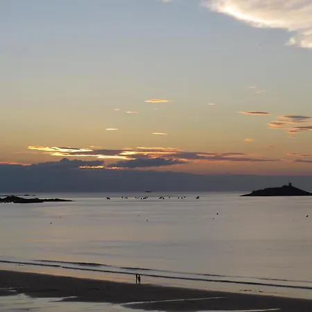 50m Plage- - Bien Rare - Cadre Exceptionnel *